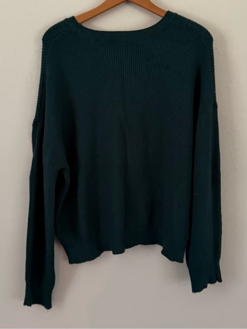 Express Green Ribbed Sweater Size Large - Picture 7 of 7